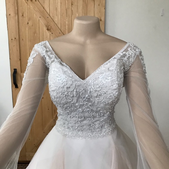 Mary’s Bridal gown size 18. Blush/Ivory - Picture 4 of 12